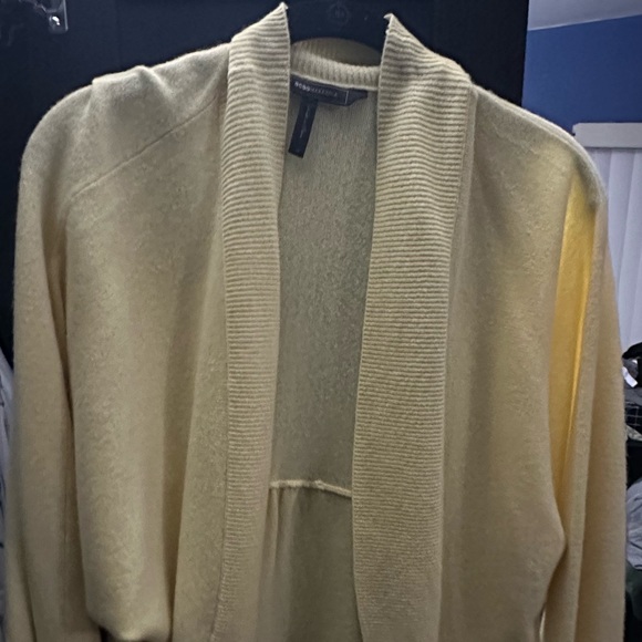 Bcbg max azaria sweater - Picture 2 of 2